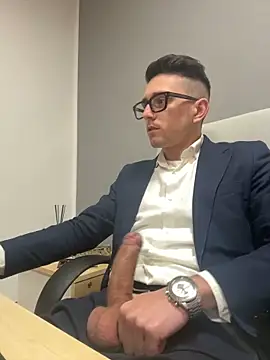 masterboss  online show from February 17, 2025, 12:49 pm