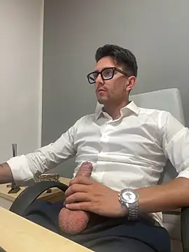 masterboss  online show from September 25, 2025, 11:27 am