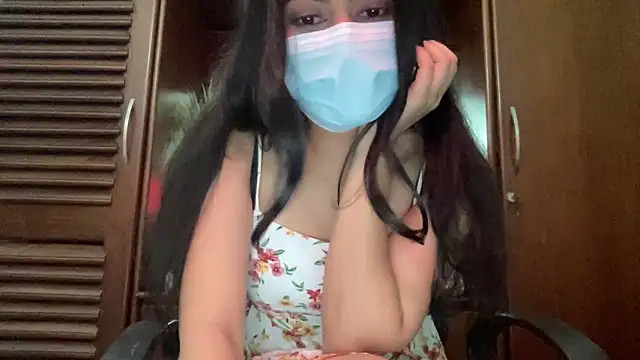 Princess Lily online show from December 16, 2025, 2:32 pm