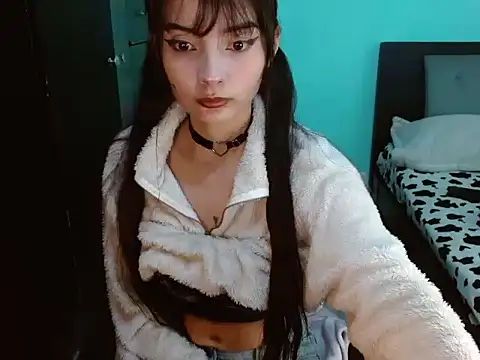  annie rosse online show from March 6, 2025, 7:21 pm