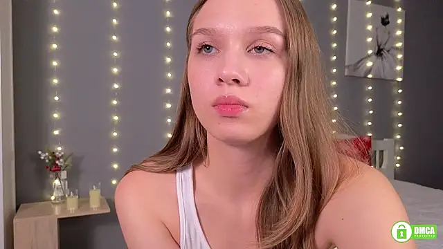 CutieBeauty online show from December 16, 2024, 1:32 pm