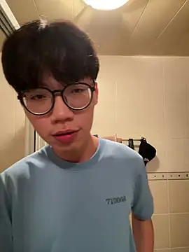 Snapshot of hihi0169 chatting on December 27, 2024, 3:48 pm hihi0169 online show from December 27, 2024, 3:48 pm