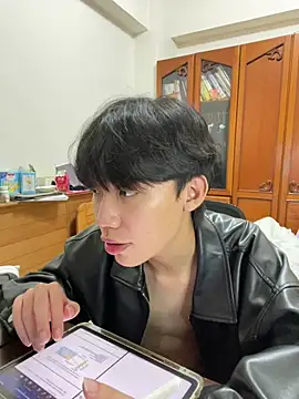 Snapshot of hihi0169 chatting on December 27, 2024, 6:53 pm hihi0169 online show from December 27, 2024, 6:53 pm