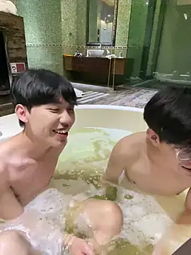 Snapshot of hihi0169 chatting on January 16, 2025, 1:58 pm hihi0169 online show from January 16, 2025, 1:58 pm