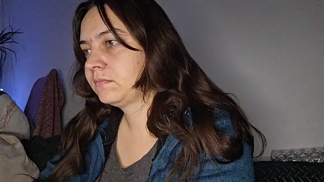 Cyndee Winter online show from November 5, 2025, 6:22 pm