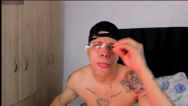 Hotboy0620 online show from February 18, 2026, 2:31 am