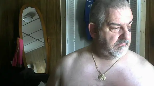 Snapshot of fire193 chatting on December 15, 2025, 4:02 pm fire193 online show from December 15, 2025, 4:02 pm