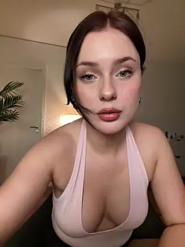 MaribelRiver online show from April 24, 2026, 7:27 pm