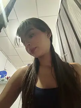 Melanyeee online show from February 21, 2026, 3:52 am