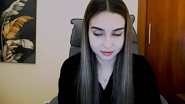 Snapshot of Lili_magic chatting on February 28, 2025, 12:31 pm Lili magic online show from February 28, 2025, 12:31 pm