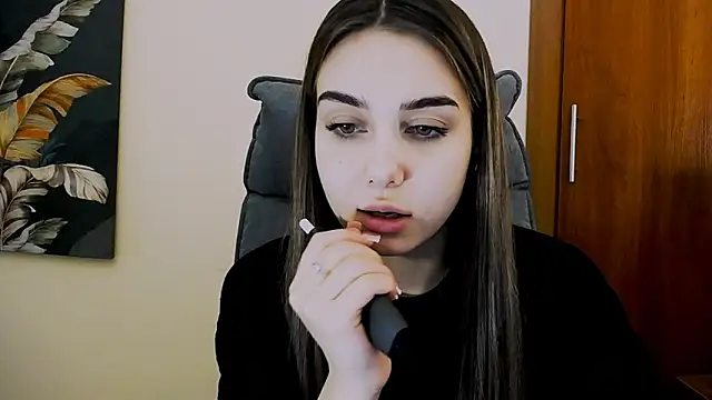 Snapshot of Lili_magic chatting on March 13, 2025, 2:12 pm Lili magic online show from March 13, 2025, 2:12 pm