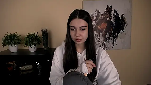 Snapshot of Lili_magic chatting on November 23, 2025, 4:17 pm Lili magic online show from November 23, 2025, 4:17 pm