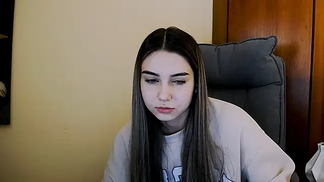 Snapshot of Lili_magic chatting on March 22, 2025, 4:37 pm Lili magic online show from March 22, 2025, 4:37 pm