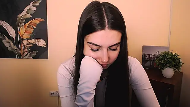 Snapshot of Lili_magic chatting on September 17, 2025, 12:29 pm Lili magic online show from September 17, 2025, 12:29 pm