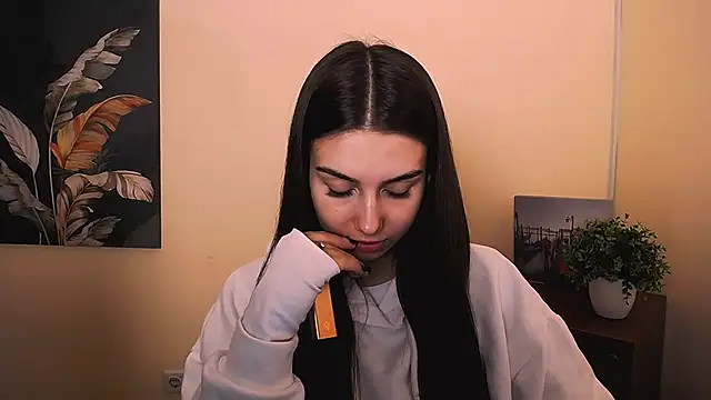 Snapshot of Lili_magic chatting on September 25, 2025, 12:33 pm Lili magic online show from September 25, 2025, 12:33 pm