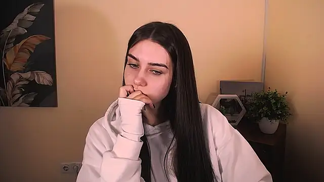 Snapshot of Lili_magic chatting on October 14, 2025, 2:39 pm Lili magic online show from October 14, 2025, 2:39 pm