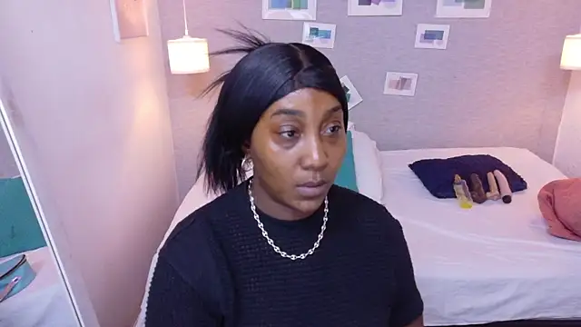 kiara evanss online show from March 13, 2026, 8:58 pm