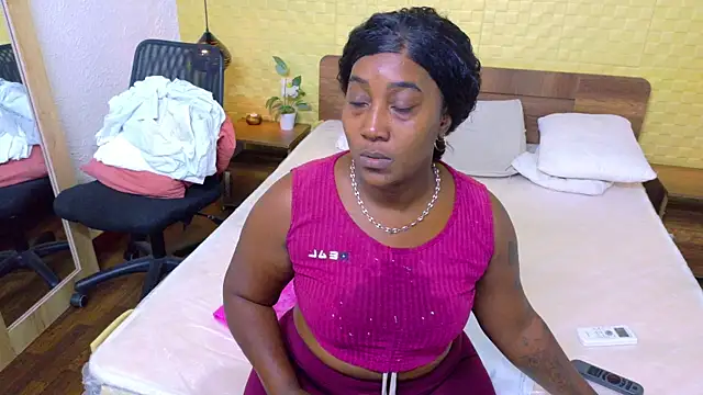 kiara evanss online show from February 6, 2026, 3:08 pm