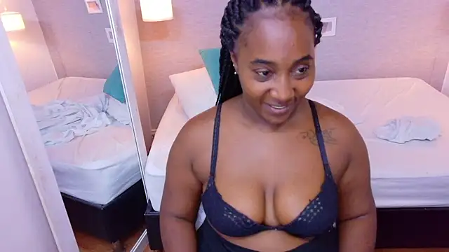 kiara evanss online show from September 27, 2025, 3:34 am