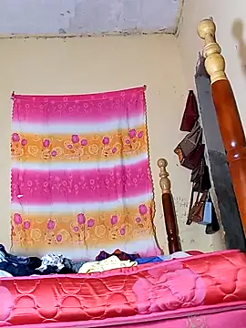 Snapshot of pretty_amaal chatting on March 4, 2025, 9:43 pm pretty amaal online show from March 4, 2025, 9:43 pm