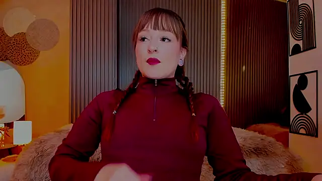 Snapshot of HalaanaTendeer chatting on December 3, 2025, 12:04 pm HalaanaTendeer online show from December 3, 2025, 12:04 pm