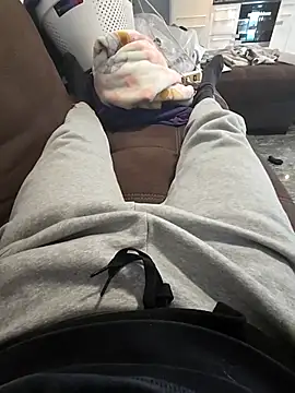 Snapshot of Daddyslegacy chatting on December 17, 2025, 12:21 pm Daddyslegacy online show from December 17, 2025, 12:21 pm