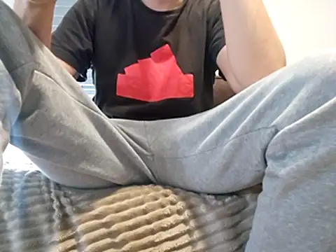 Snapshot of Daddyslegacy chatting on February 21, 2026, 2:41 pm Daddyslegacy online show from February 21, 2026, 2:41 pm