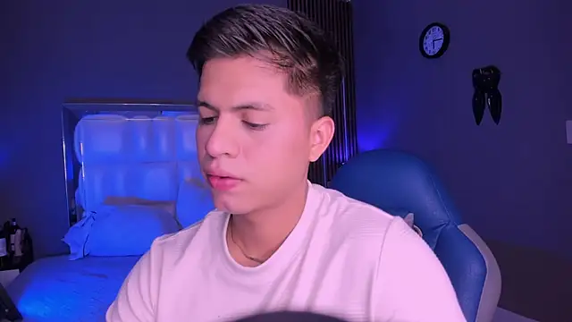 Snapshot of Niicky1_ chatting on September 8, 2025, 9:25 pm Niicky1 online show from September 8, 2025, 9:25 pm