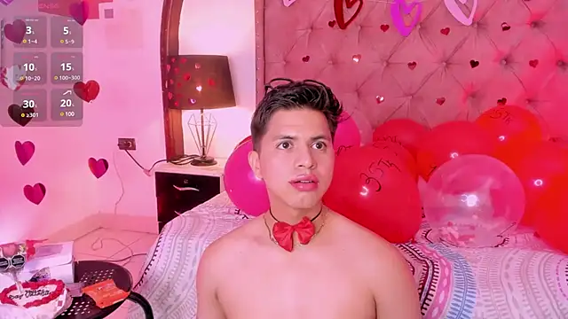 Snapshot of Niicky1_ chatting on February 14, 2025, 10:58 pm Niicky1 online show from February 14, 2025, 10:58 pm