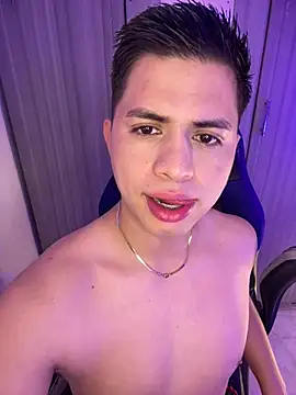 Niicky1  online show from April 4, 2026, 12:56 pm