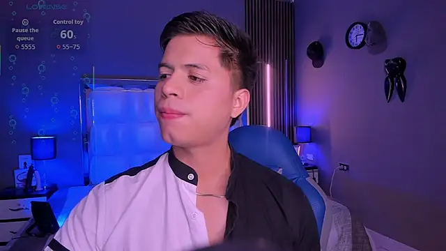 Snapshot of Niicky1_ chatting on October 5, 2025, 9:49 pm Niicky1 online show from October 5, 2025, 9:49 pm