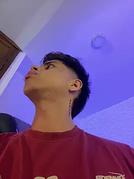 Snapshot of Niicky1_ chatting on March 4, 2025, 12:18 am Niicky1 online show from March 4, 2025, 12:18 am