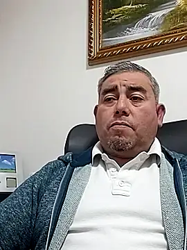 Manolete007x online show from May 9, 2026, 8:12 pm