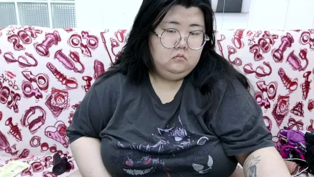 Nadine asian online show from April 2, 2026, 3:57 am