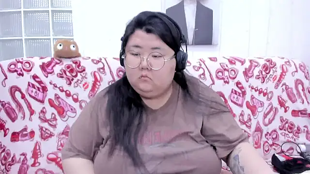 Nadine asian online show from February 10, 2026, 4:22 am