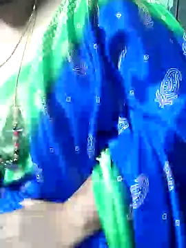 Snapshot of Omana-kutty chatting on February 1, 2025, 7:26 am Omana-kutty online show from February 1, 2025, 7:26 am