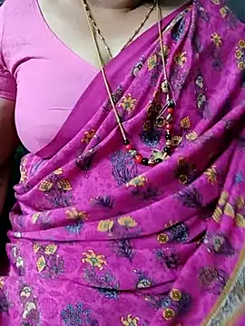 Snapshot of Omana-kutty chatting on February 13, 2025, 4:11 am Omana-kutty online show from February 13, 2025, 4:11 am