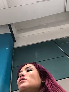 lady scarlettt online show from February 28, 2025, 7:46 pm