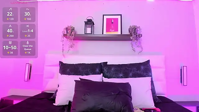 isabella simons online show from April 9, 2026, 6:19 am