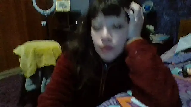 Fo0xybby online show from July 13, 2026, 2:33 am