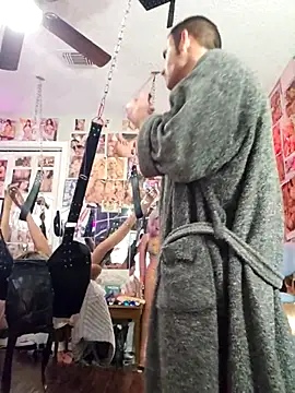 luvs2cumm69 online show from October 4, 2025, 10:50 am