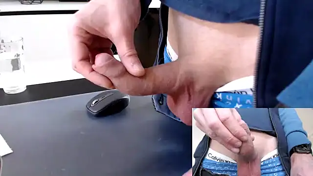 Snapshot of sperma_tributes chatting on January 7, 2025, 12:09 pm sperma tributes online show from January 7, 2025, 12:09 pm