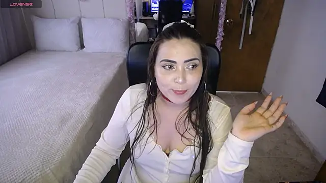 Snapshot of Sahory__ chatting on December 15, 2025, 8:25 pm Sahory online show from December 15, 2025, 8:25 pm