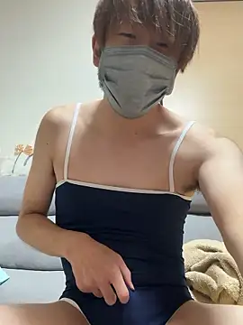 issy19 online show from September 12, 2025, 10:37 am