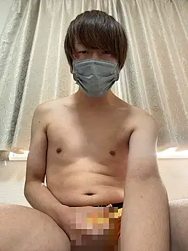 issy19 online show from March 13, 2026, 2:27 am