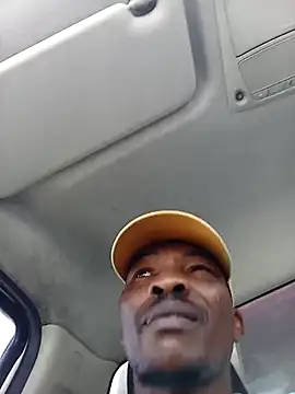 Ngamla123 online show from October 30, 2025, 10:35 am