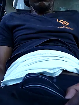 Ngamla123 online show from November 4, 2025, 10:52 am