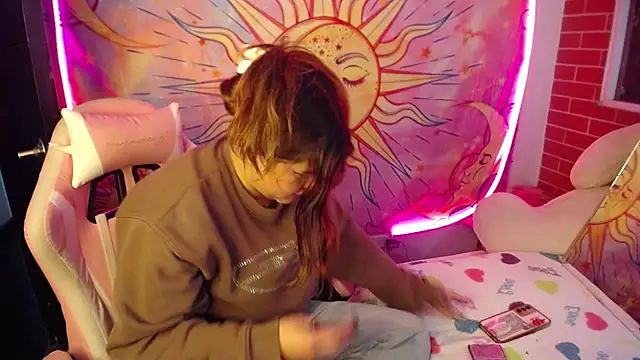 Snapshot of sara_winehouse1 chatting on November 11, 2025, 11:20 pm sara winehouse1 online show from November 11, 2025, 11:20 pm