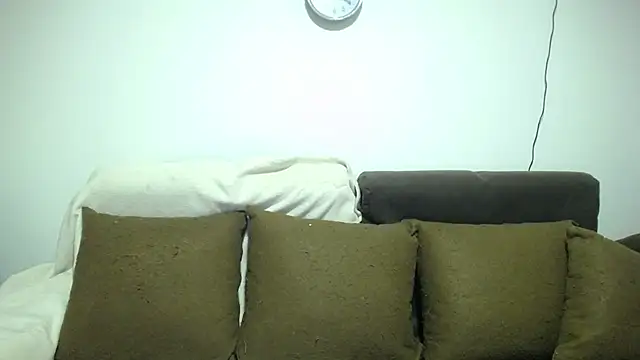 Snapshot of sara_winehouse1 chatting on February 14, 2025, 3:00 am sara winehouse1 online show from February 14, 2025, 3:00 am