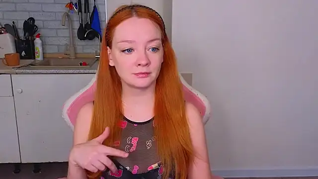 Snapshot of Radiants_two chatting on May 2, 2026, 2:55 pm Radiants two online show from May 2, 2026, 2:55 pm